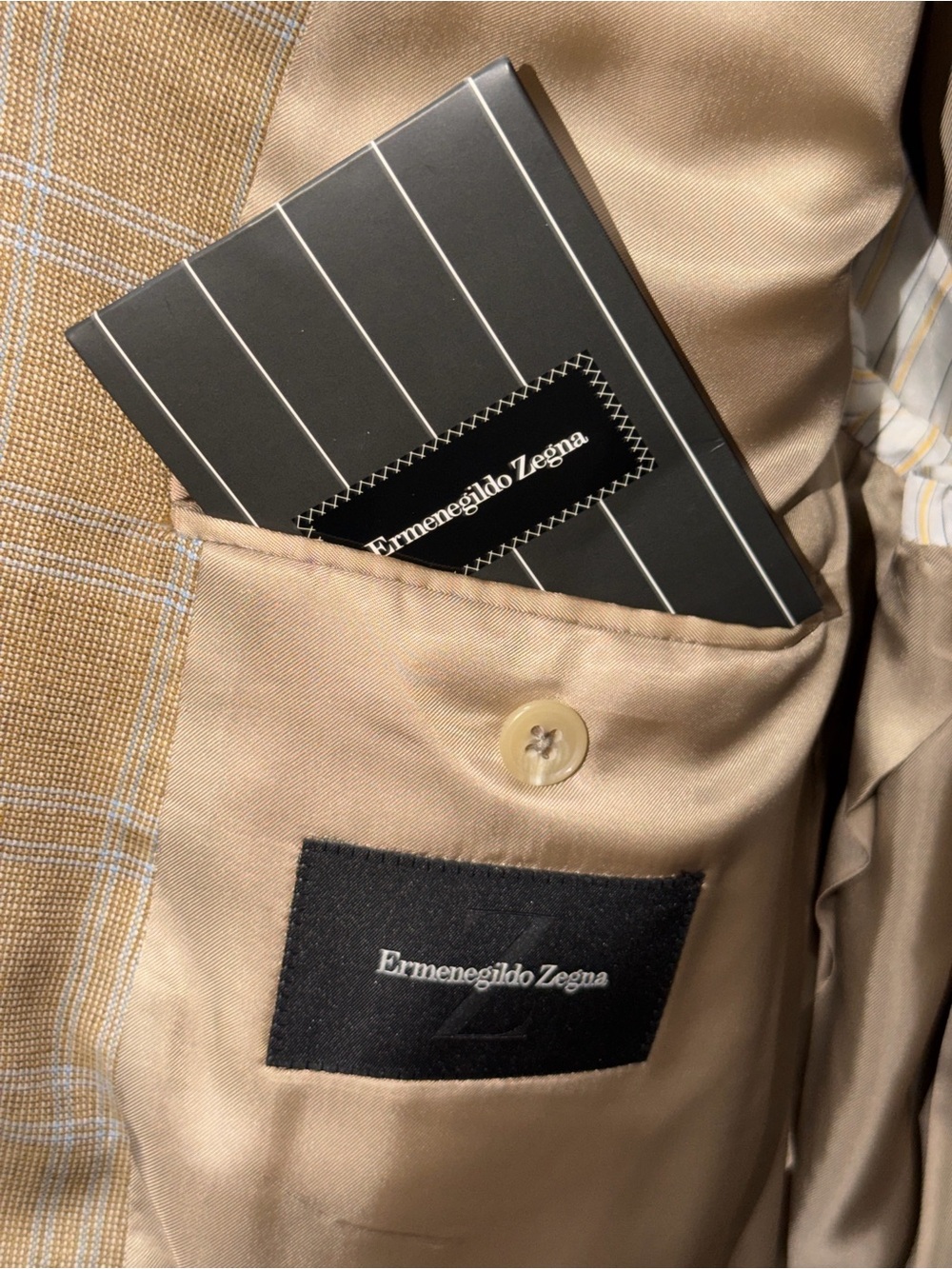 XXL Ermenegildo Zegna Suit - Picture 4 of 10